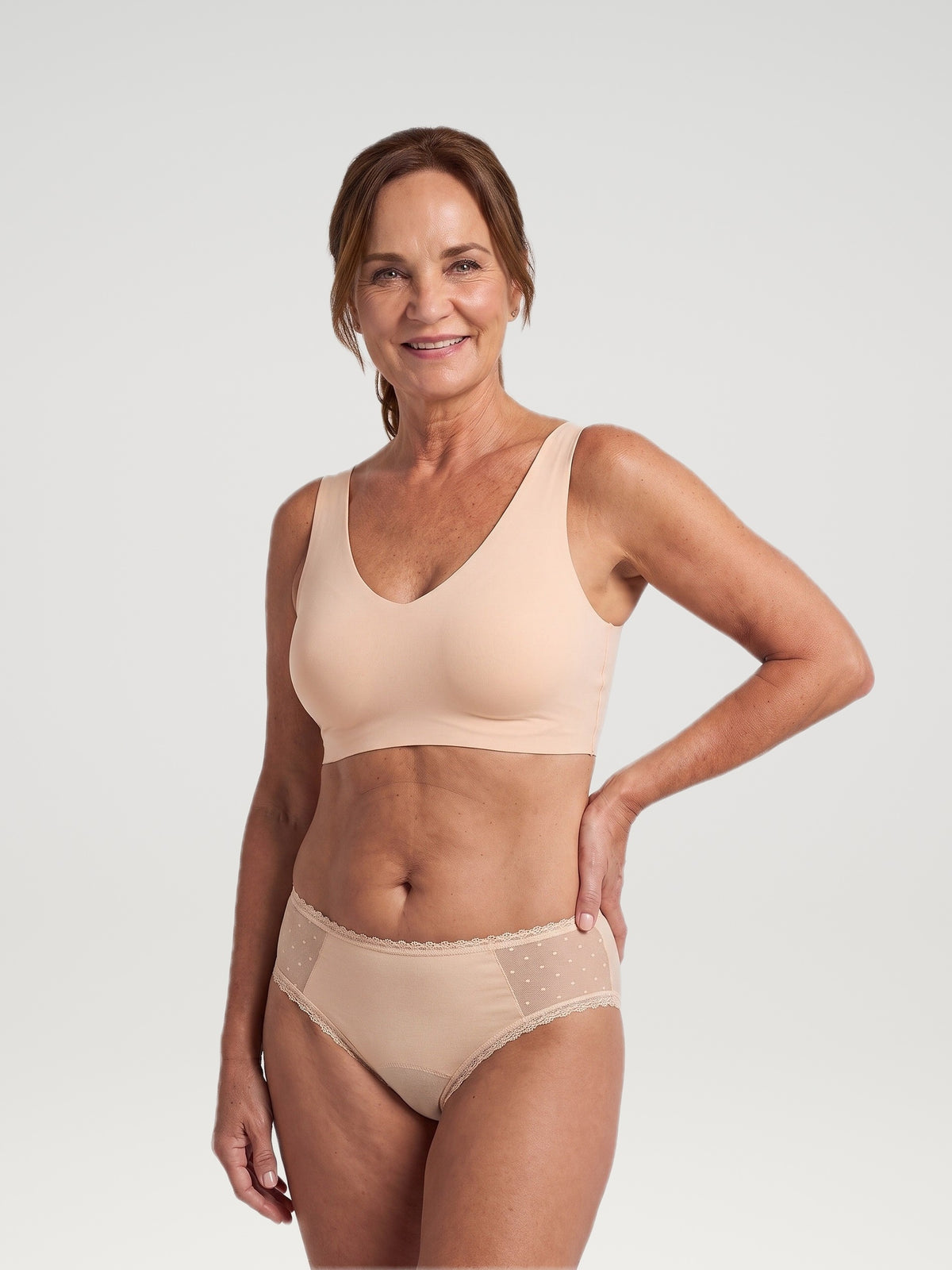 Everyday Brief apricot, vooraanzicht aan model
